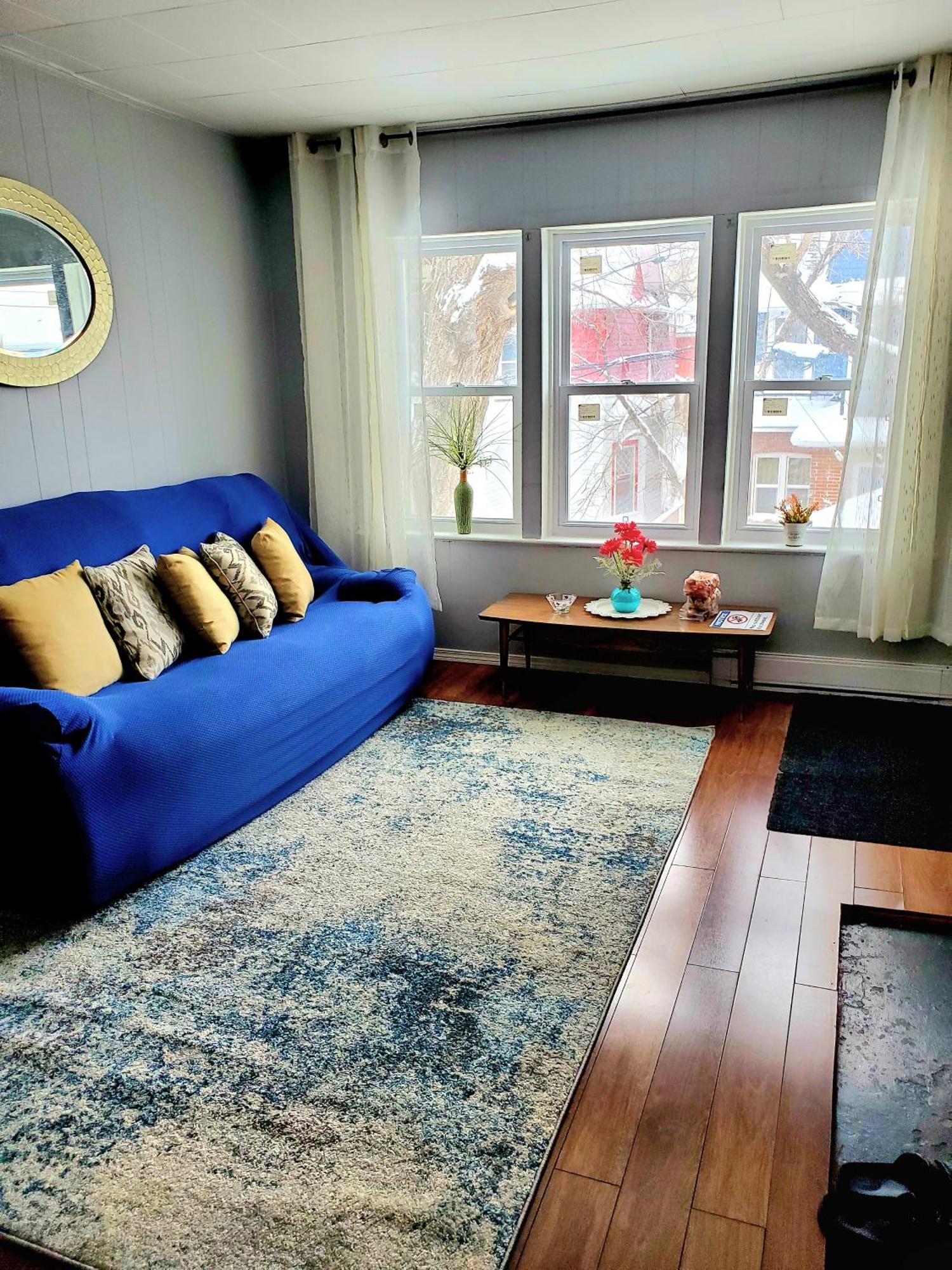 Merj'S Guest House In Wolesly Уинипег Екстериор снимка