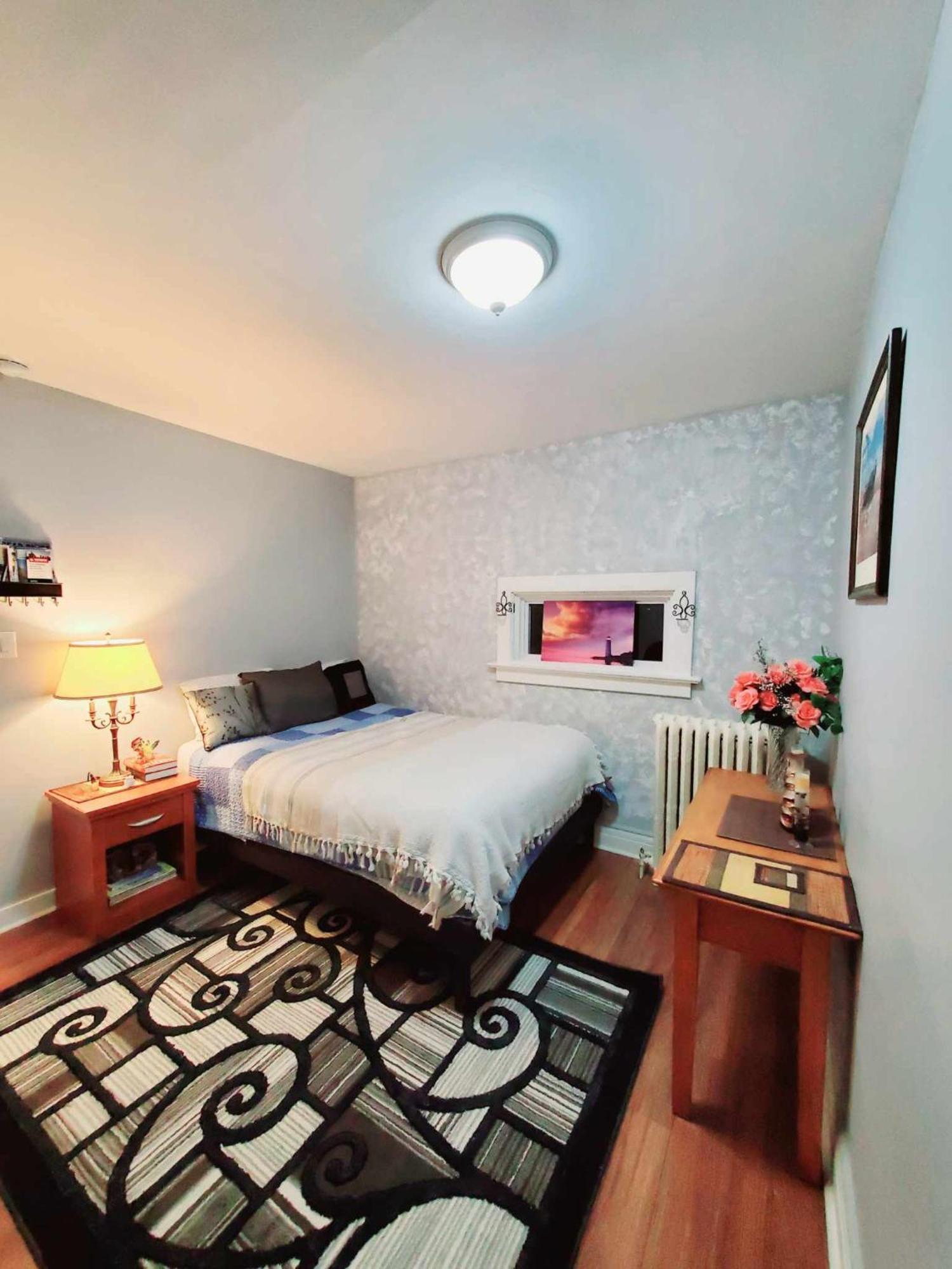 Merj'S Guest House In Wolesly Уинипег Екстериор снимка